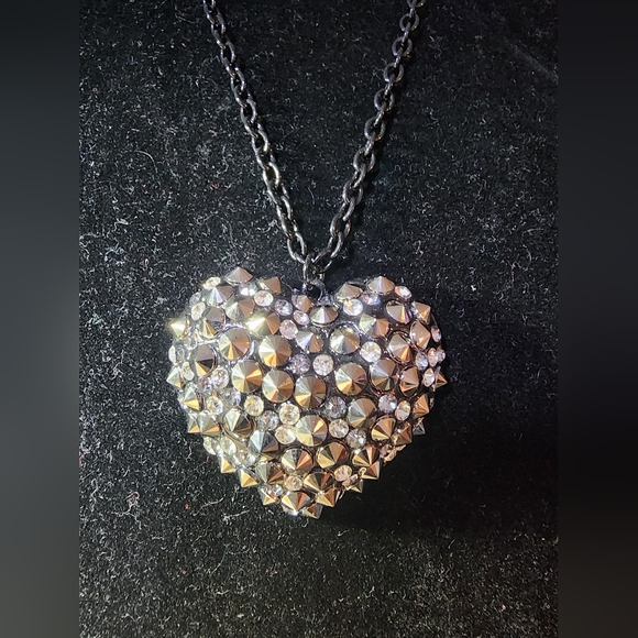 Vanity Jewelry - NWT Gothic, Fantasy Black Heart Necklace